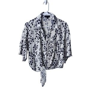 Tamara H White Navy Blue Floral Tie Front Button Down Short Sleeve Blouse Medium